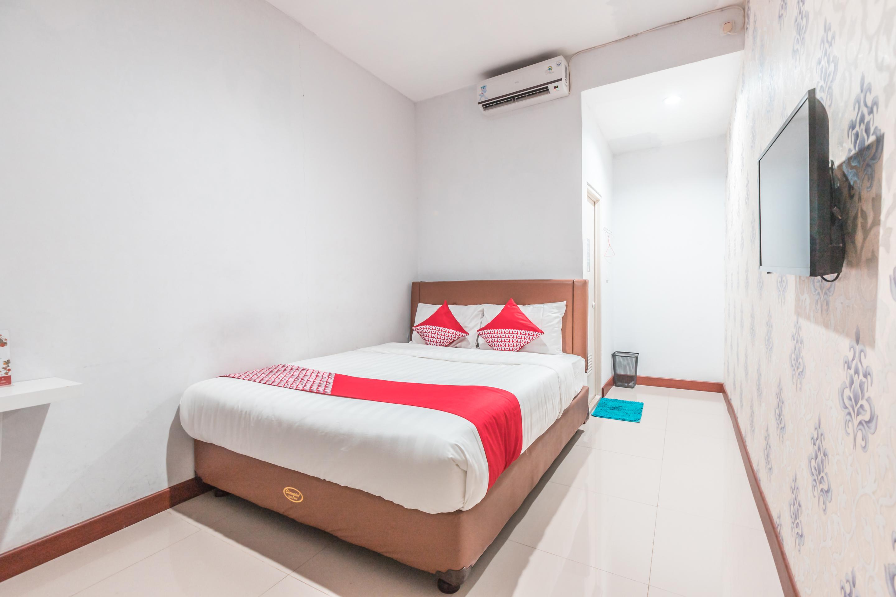 Oyo 1555 Unik Guesthouse Syariah Jakarta Luaran gambar